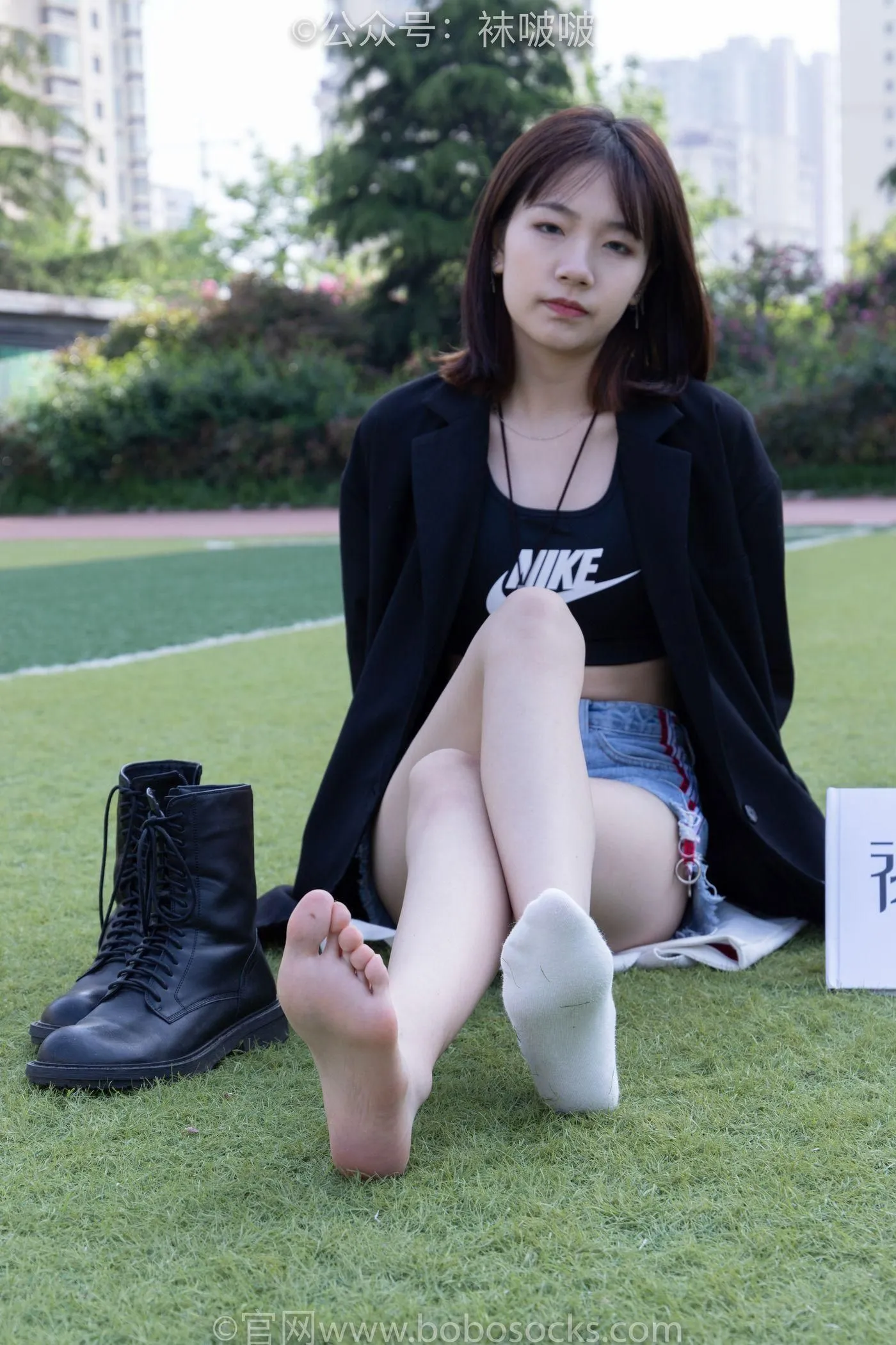 [BoBoSocks袜啵啵]NO.010 小甜豆-马丁靴、白色短棉袜、裸足 [117P]插图8